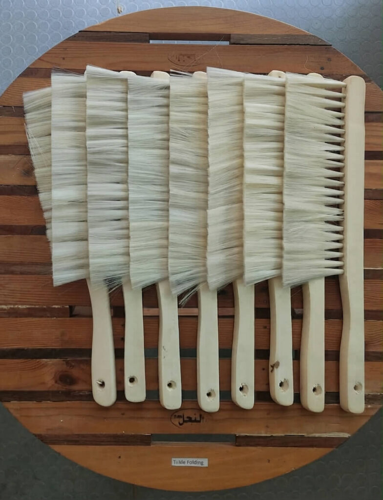 Bee Brush – Soft Bristle Hive Tool