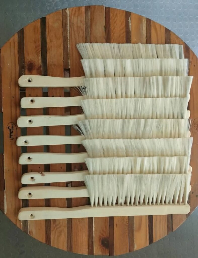 Bee Brush – Soft Bristle Hive Tool