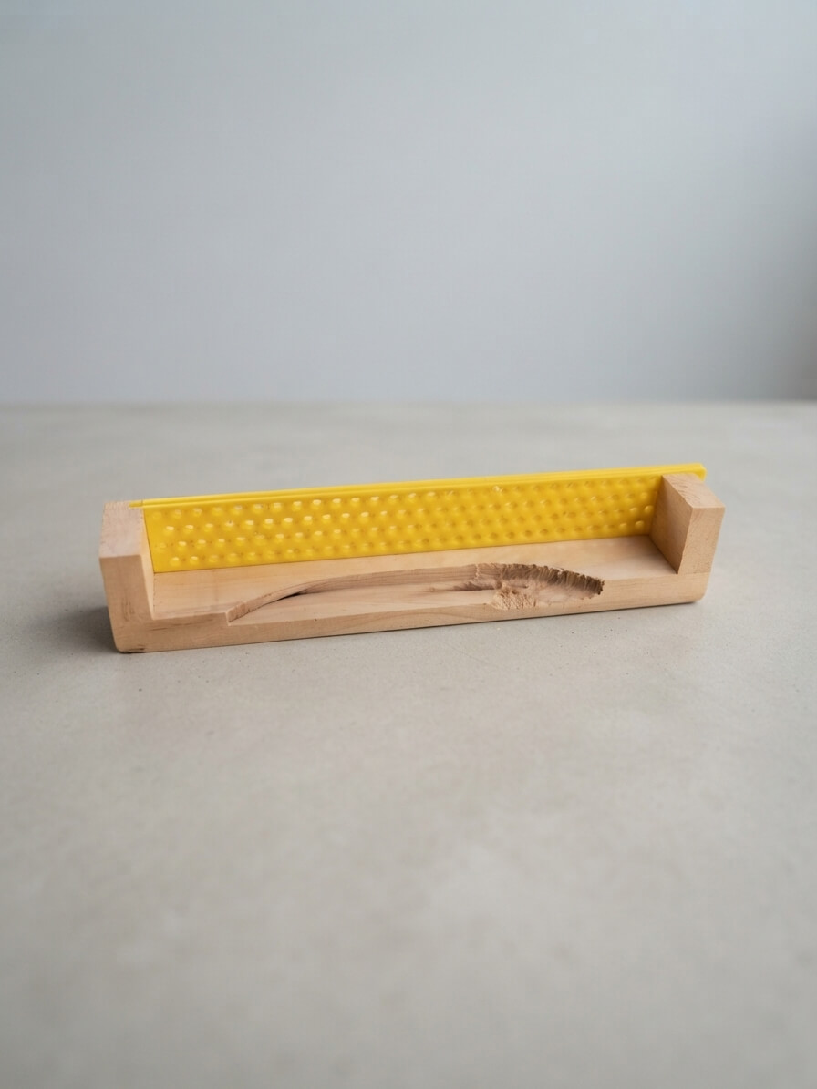 Styles & Modern Wooden Pollen Trap with Plastic Strip
